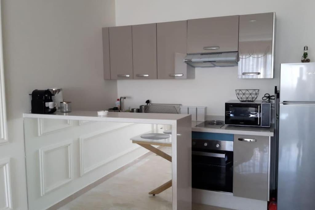 Chez Miguel Appartement Casablanca Avec Piscine Dış mekan fotoğraf